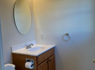 20 Ward St #20, Chicopee, MA 01020