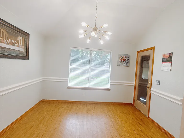 14001 Land Run Rd — Photo 5