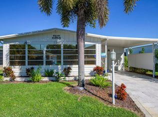 104 Queen Palm Dr, Naples, FL 34114