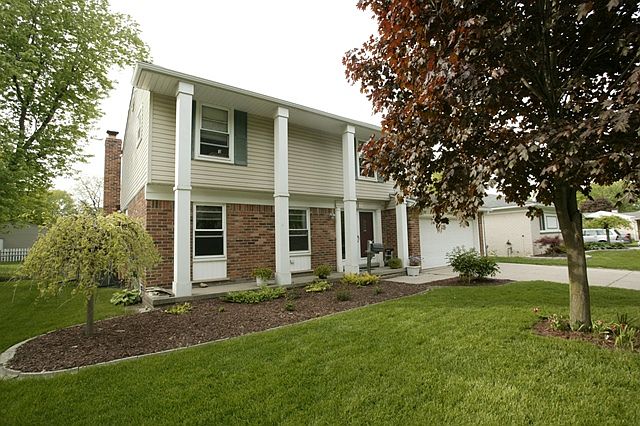 1st image of 38672 Mason St