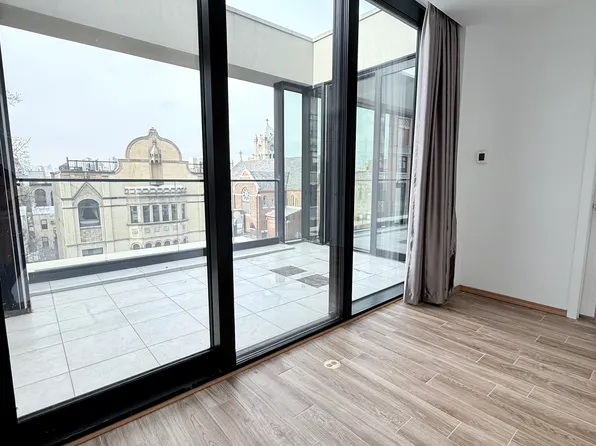 18 Monitor Street image 10 of 23