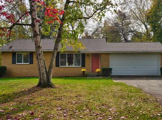 8072 Davison Rd, Davison, MI 48423