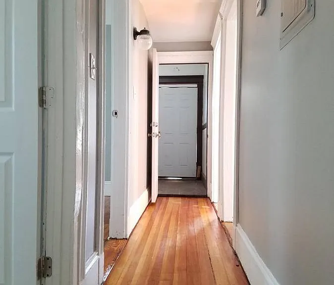 98 Topliff St — Photo 40