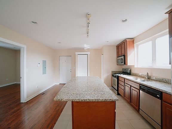 5th image of 2451 N 73rd Ave APT 2