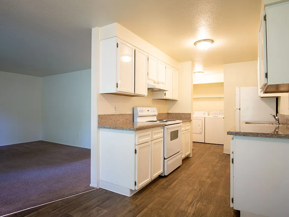 147A - Park Place Apartments