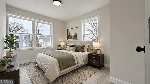 1615 28th Pl SE