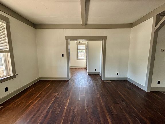2nd image of 2432 River Ave