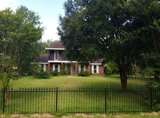 8615 Hadden Rd, Baytown, TX 77521