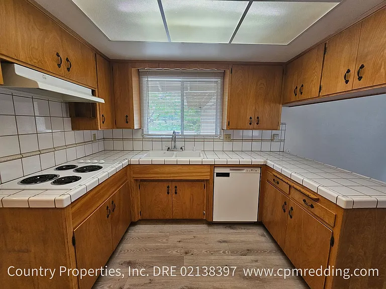 4145 Oro St — Photo 4