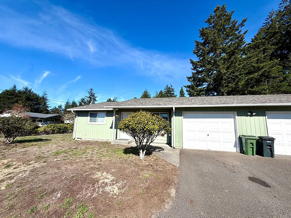 267 Ackerman Ave
