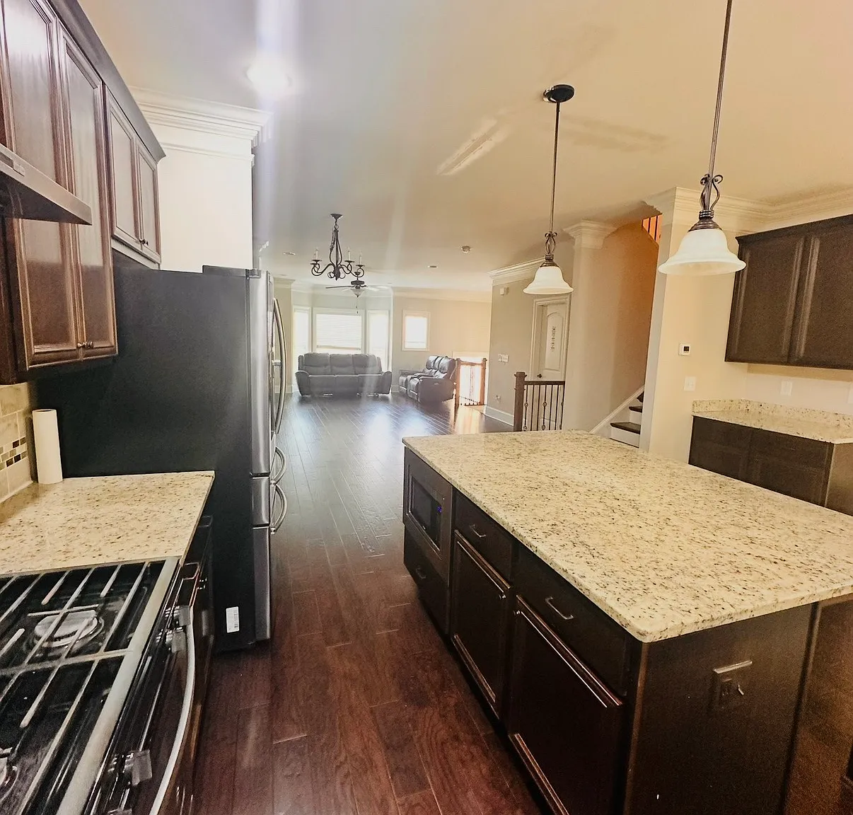 2706 Birch Grove Ln SE — Photo 2