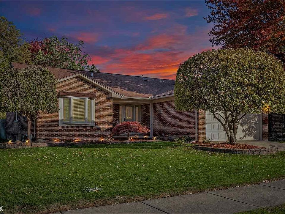 1st image of 41208 Ironwood Dr