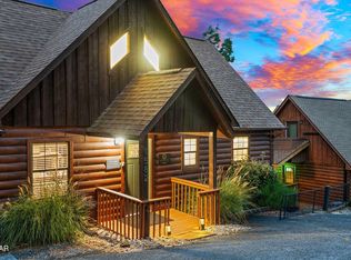 1582 Bears Den Way, Pigeon Forge, TN 37862
