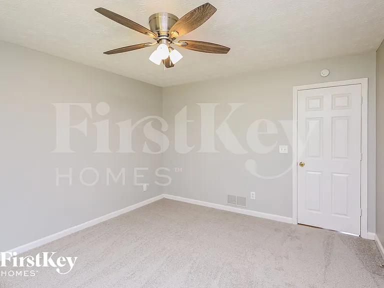 6029 Rose Ct — Photo 7