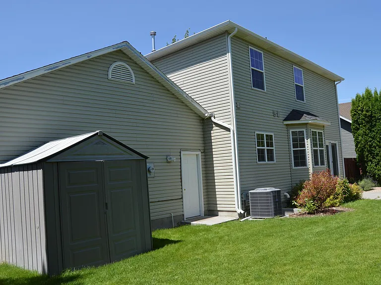 217 Arden Dr — Photo 10