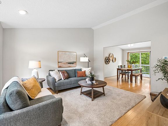 4th image of 4816 SE Rex Dr