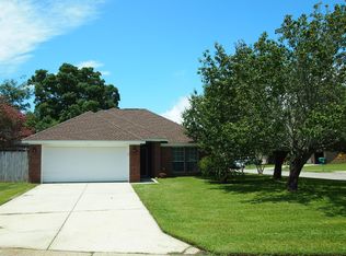 2651 Broadwater Dr, Gulfport, MS 39507