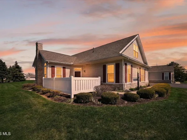 6036 Quarrys Edge Ln, Sylvania, OH 43560