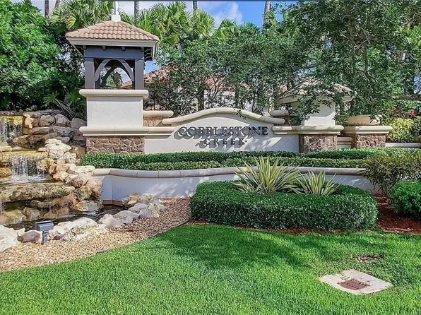 8821 Cobblestone Point Cir, Boynton Beach, FL 33472