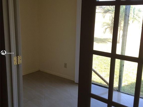 2nd image of 8011 Southgate Blvd APT L3