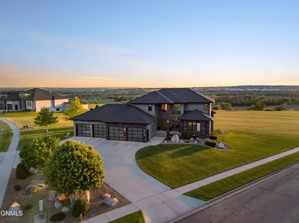 3618 Powder Ridge Dr, City Of Bismarck, ND 58503
