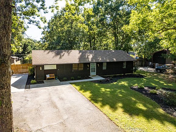 4th image of 1120 Granite Dr