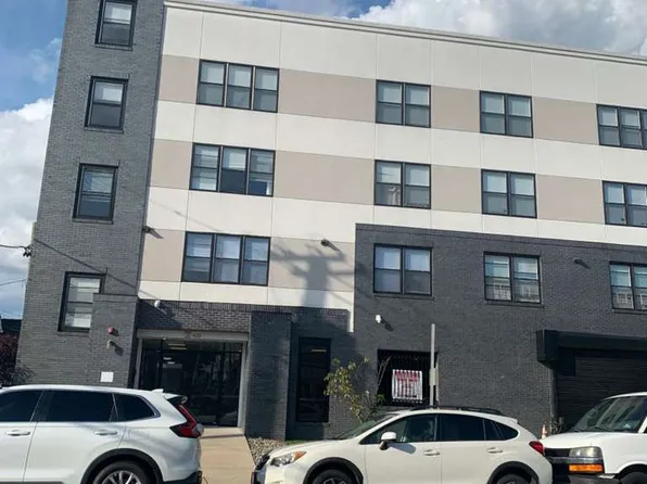 425 11th Ave, Paterson, NJ