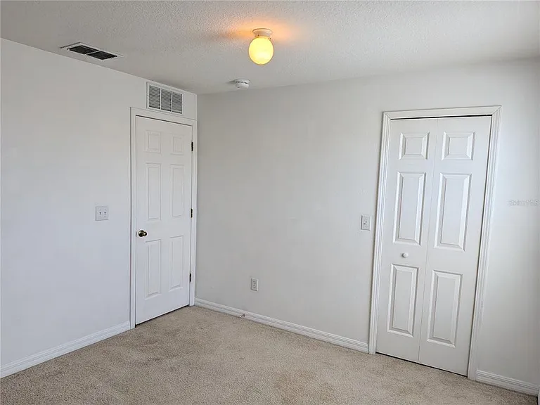 24606 Victoria Wood Ct — Photo 15
