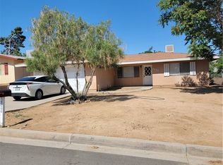 7606 Borrego Trl, Yucca Valley, CA 92284