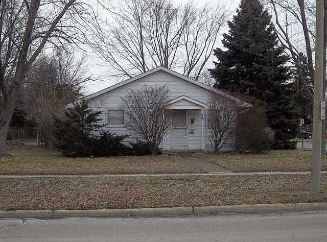 1st image of 949 Scott Hamilton Ave