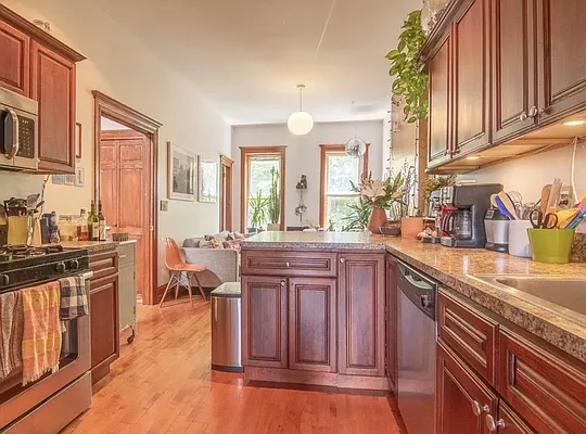 Rented by Daniel Gale Sotheby's International Realty | media 22