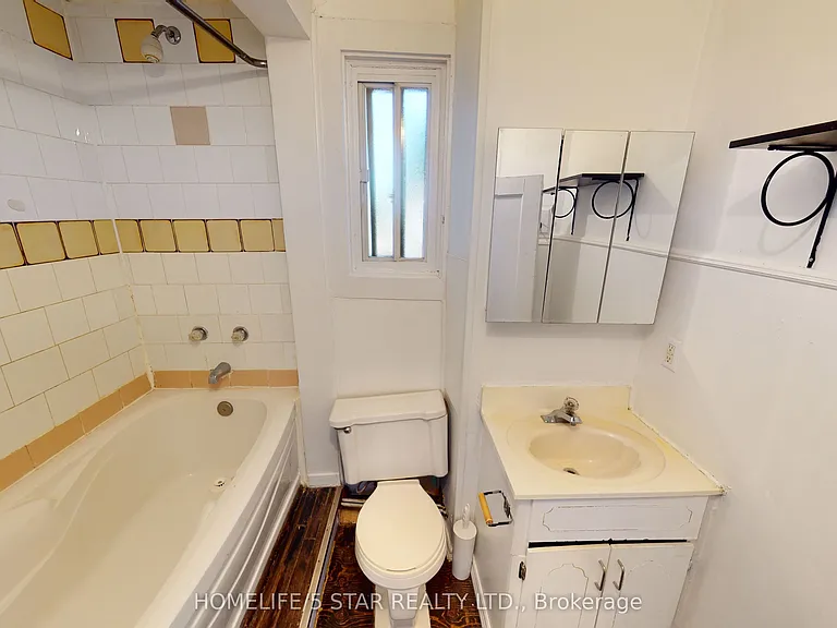 39 Humbert St #2 — Photo 18
