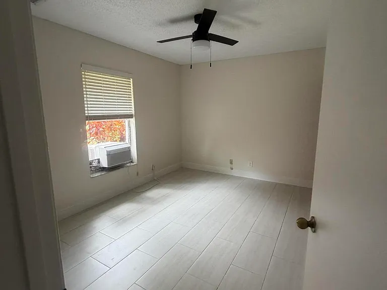 1401 Hideaway Bnd — Photo 6