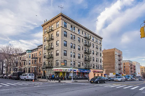 Rented by Executive Towers  | media 15