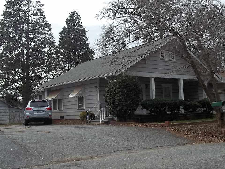 1st image of 258 Pierpont Ave