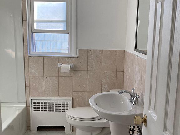 bathroom 1-2