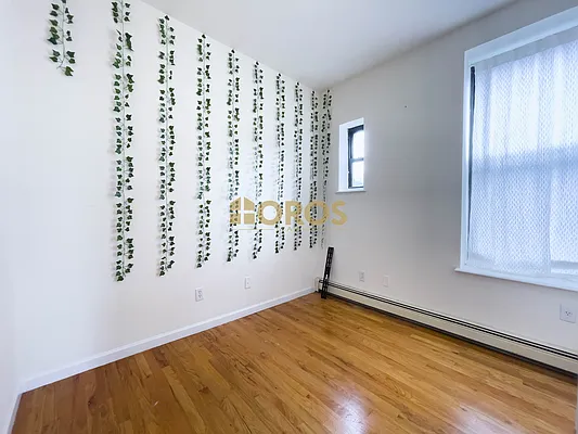 Rented by City Connections Realty | media 11