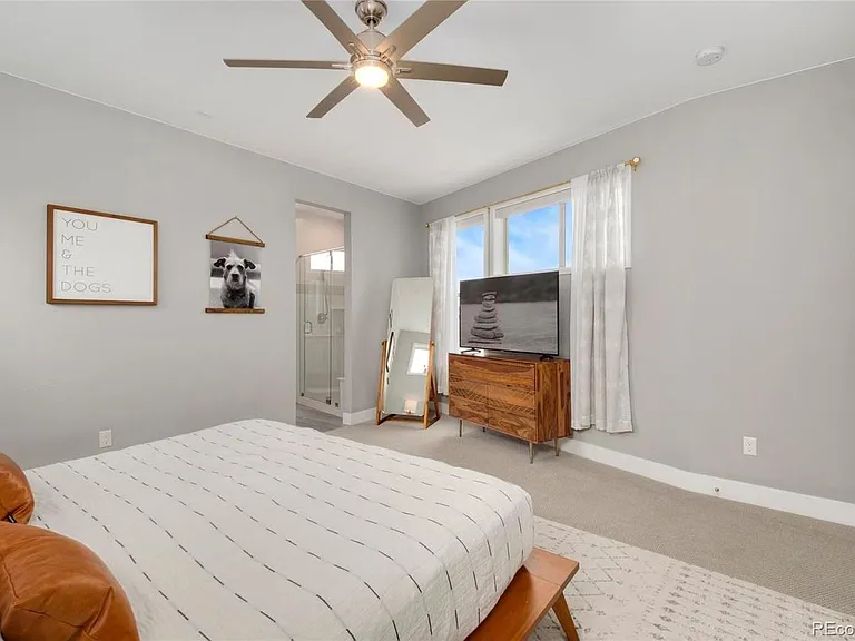 8226 Blue River Ave — Photo 13