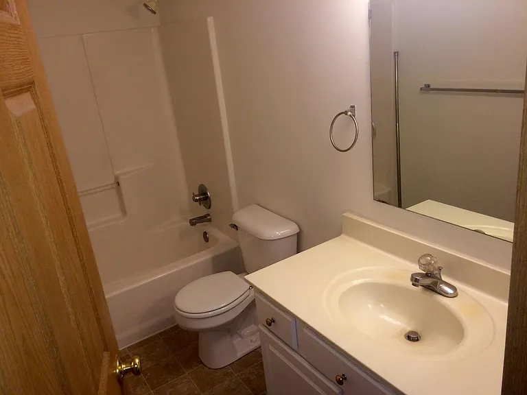 1130 Pittsburg Ave NW — Photo 13