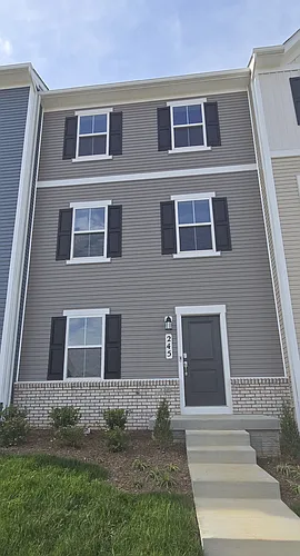 245 Swan Field Ave Photo 1
