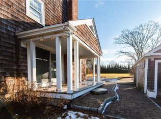 205 Middle Rd, Portsmouth, RI 02871