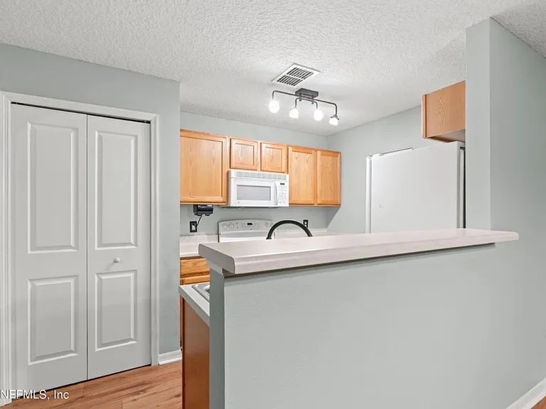 11565 Hickory Oak Dr — Photo 11