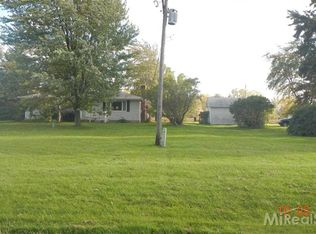 2754 Hayes Rd, Yale, MI 48097
