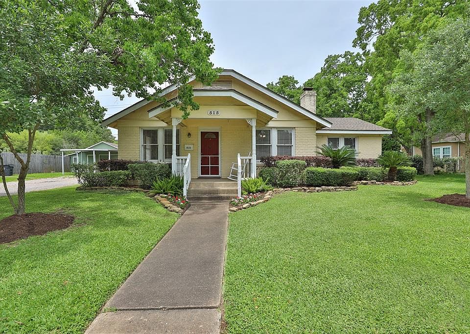 1st image of 515 Lakeview Dr
