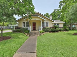 515 Lakeview Dr, Sugar Land, TX 77498