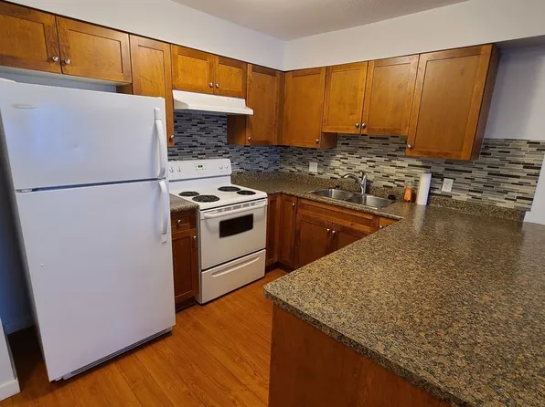 33960 Old Yale Rd #213, Abbotsford, BC V2S 2J9