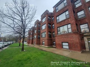 7109 S Calumet Ave, Chicago, IL 60619
