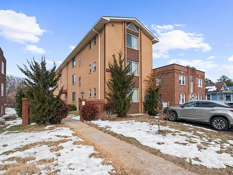 4102 Queensbury Rd #2A — Photo 2