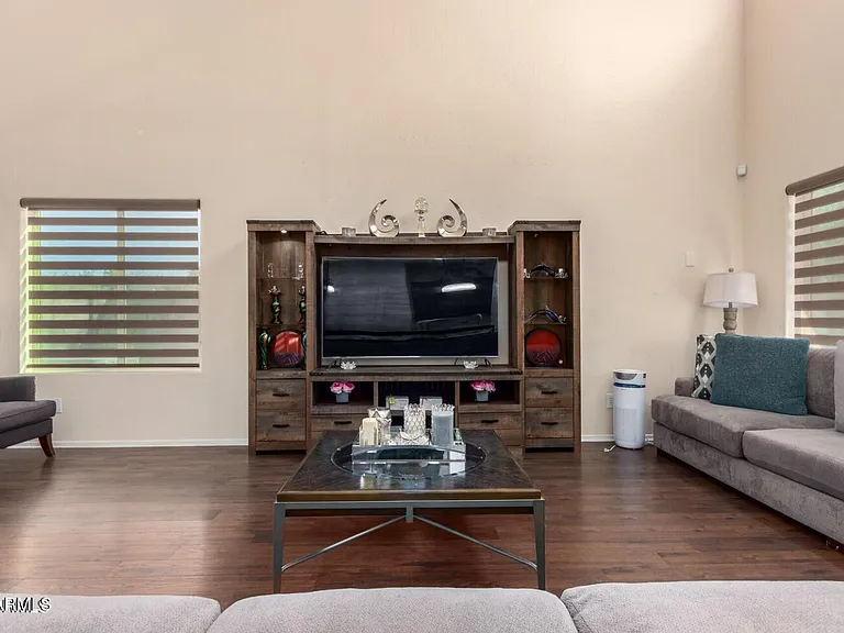 10763 W Cottontail Ln — Photo 12