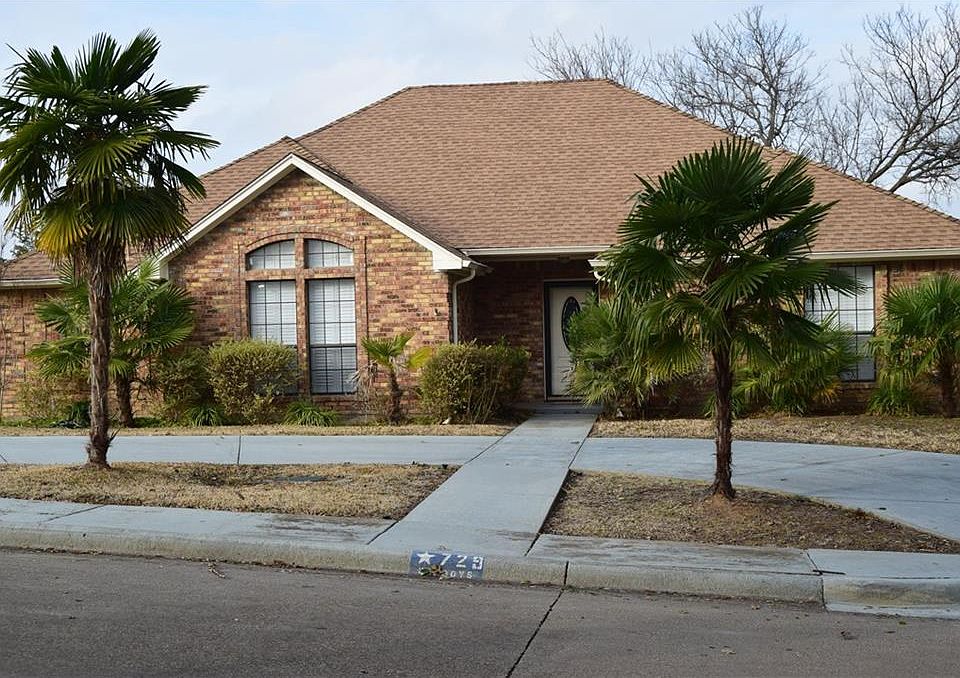 1st image of 729 Havencrest Dr